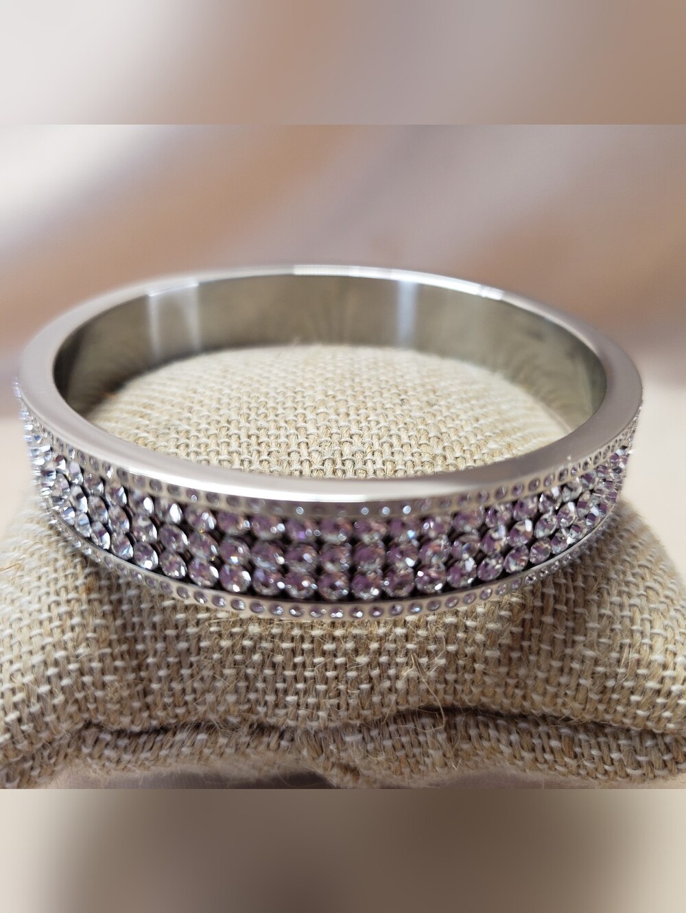 Swarovski Swan Signed Ice Crystal Silver Tone Bangle Bracelet Size M